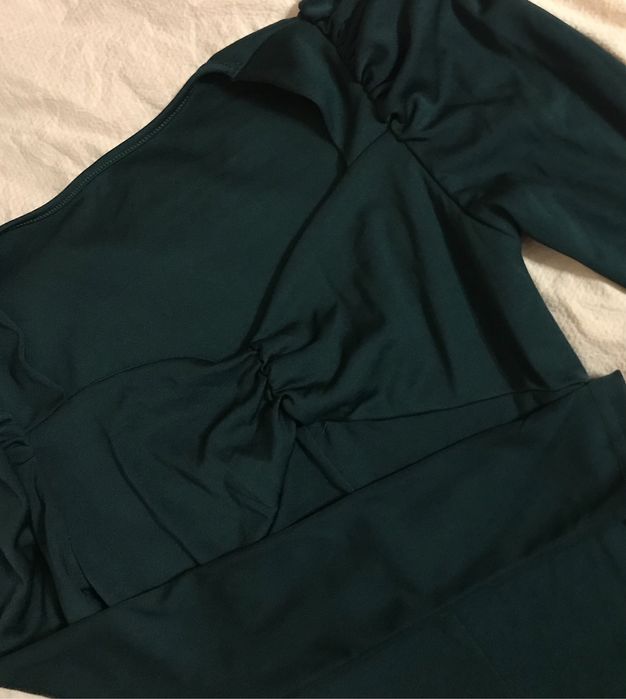 Женское платье зелёное