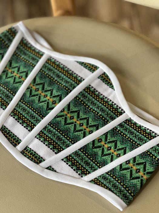 Український корсет вишиванка