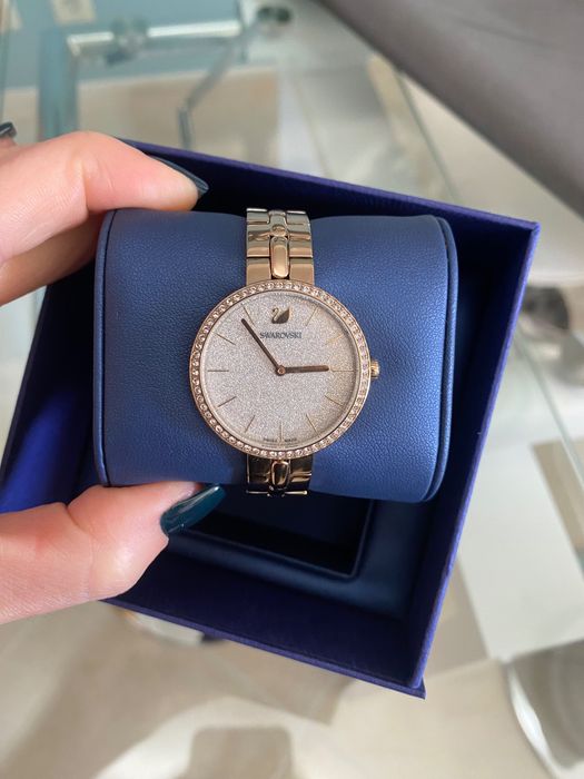 Relógio Swarovski cor champagne