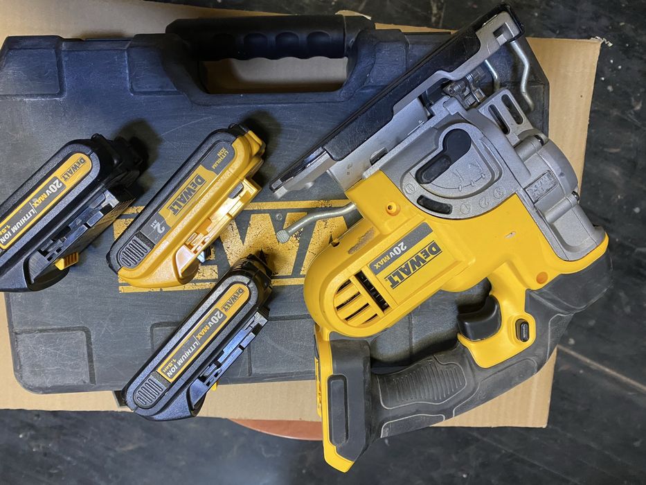 Zestaw narzędzi Dewalt 20 v