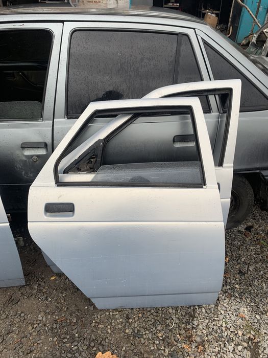 Двери ваз 2110 2111 2112