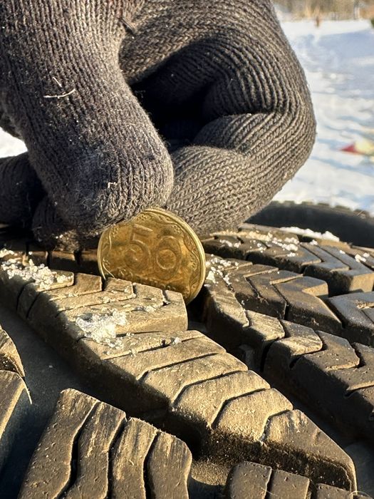 Комплект зимових шин