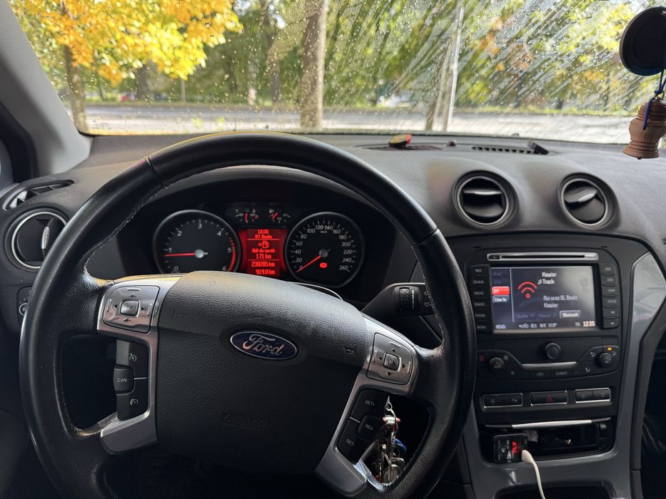 Ford mondeo mk4