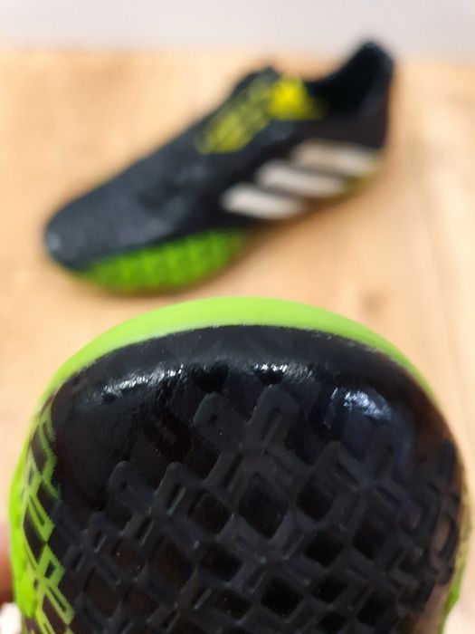 Profesjonalne Elite korki Adidas Predator Lethal Zones TRX FG 41 1/3