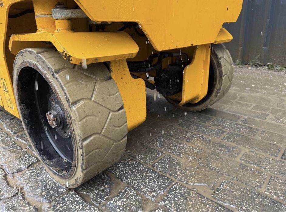 Ножичний підйомник JCB S2632e  2021р.