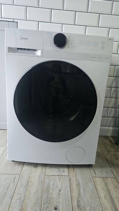 Maquina de Lavar a Roupa Midea 8k