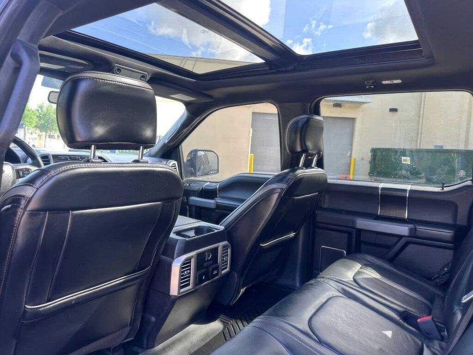 Ford F-150 Platinum      2018