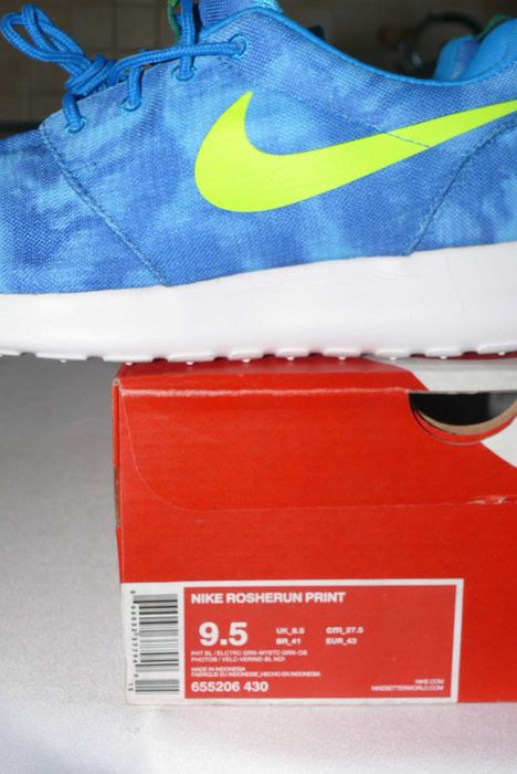 Buty męskie  NIKE ROSHERUN PRINT 655206 rozmiar  44 EU  44,5 EU