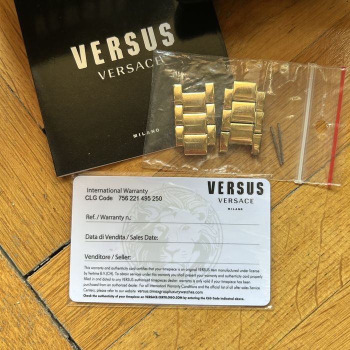 Nowy zegarek VERSACE versus