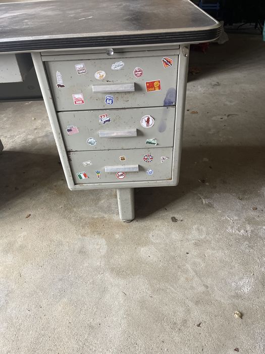Secretaria em ferro