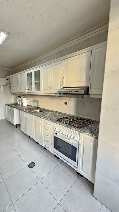Móveis de Cozinha/ Cozinha completa com electrodomésticos