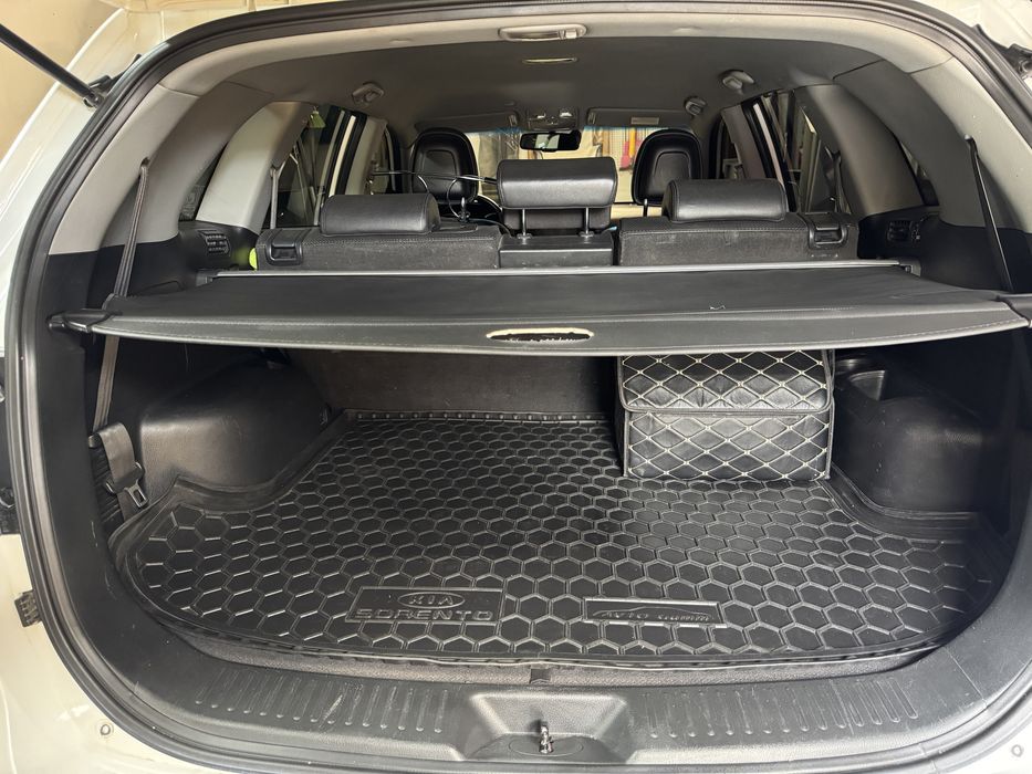 Kia Sorento 7 місць