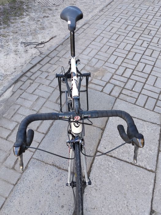 KolarzówkaMerida Road FLX 906