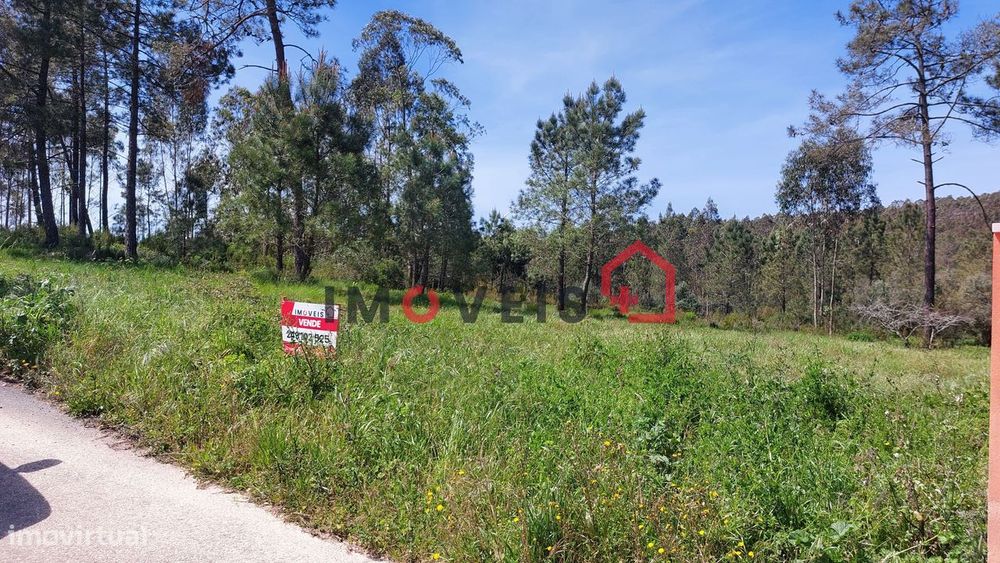 Terreno para construção em zona calma! — São Mamede, Leiria