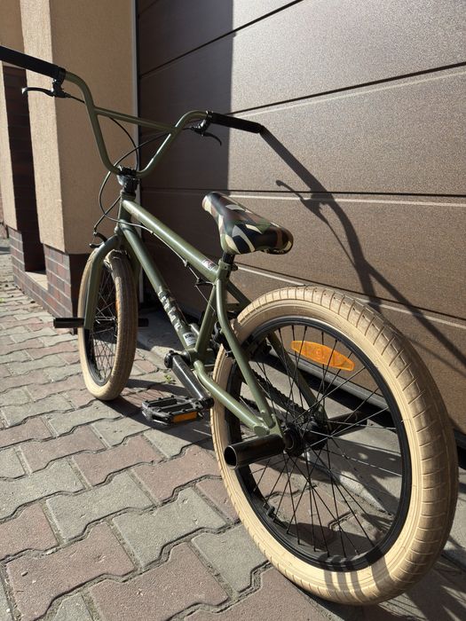 BMX Mongoose legion