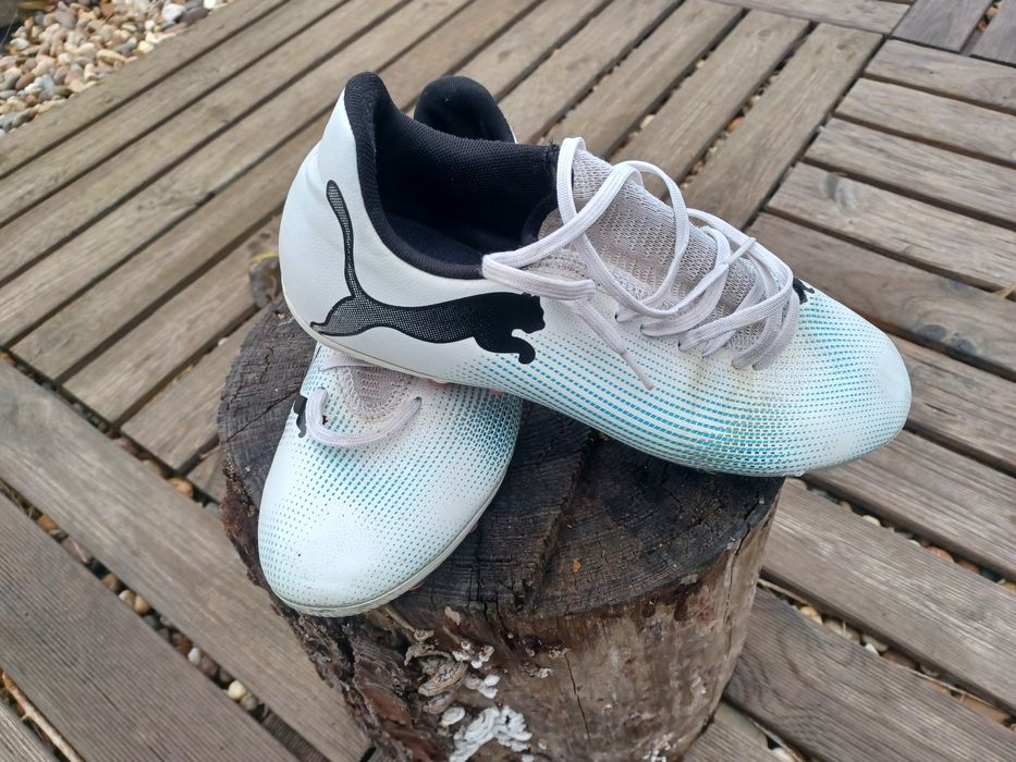 Chuteiras de Futebol/Rugby Puma n.42