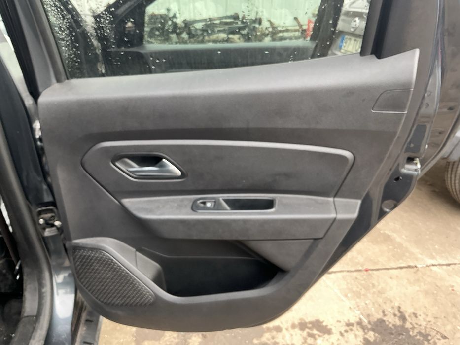 CONJUNTO DE BANCOS COM QUARTELAS DACIA DUSTER ANO 2019