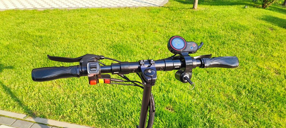 Продам електросамокат X Thunder 2×1200Вт