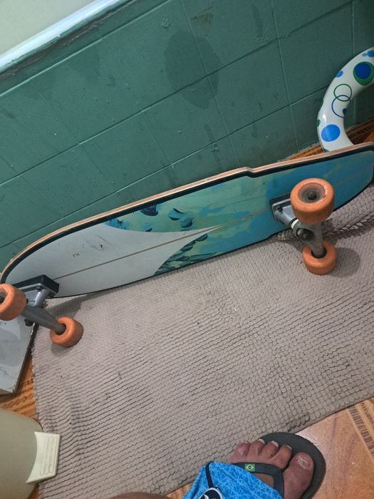 Skate como novo...
