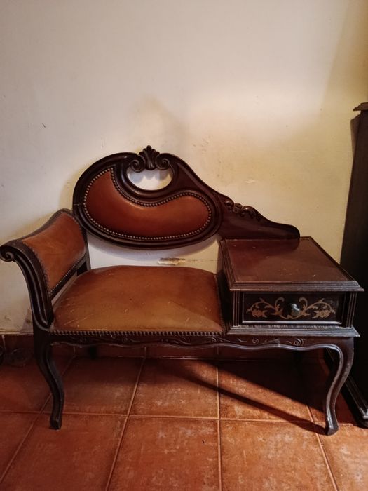 Cadeirão com Gaveta