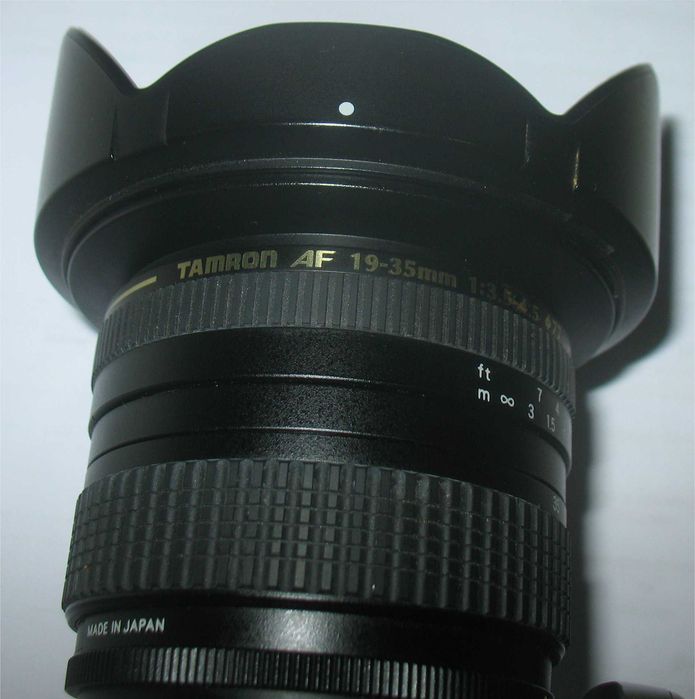 Nikon F55, Lente Tamron AF 19-35mm, Filtro Nikon NC 77mm,Bolsa Soligor