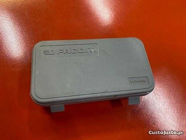 Conjunto de Chaves de Fenda Multifuncional com Estojo