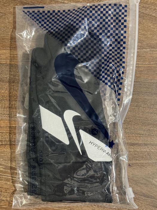 Рукавиці Nike Hyperwarm