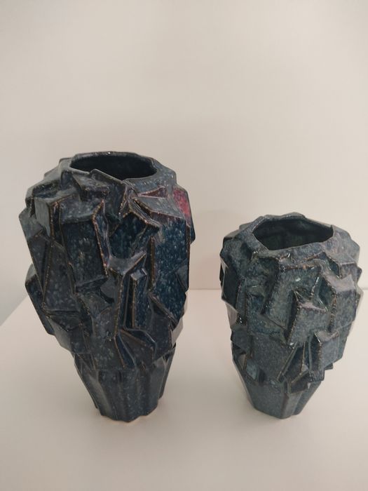 Jarra cerâmica azul escuro