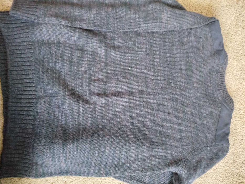 Sweter dla chłopca r 128cm