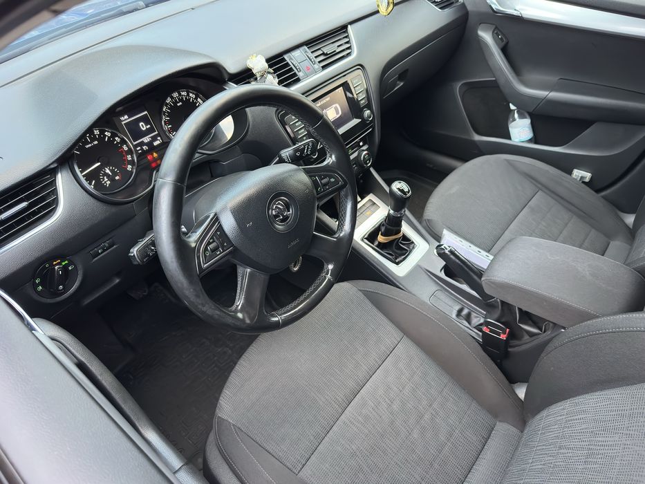 Октавія а7 в хорошому стані