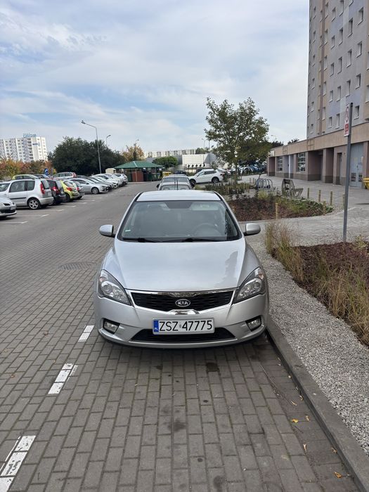 Kia ceed 2010 polski salon