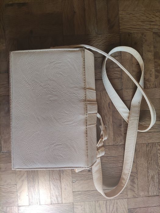 Mala à tiracolo creme Primark