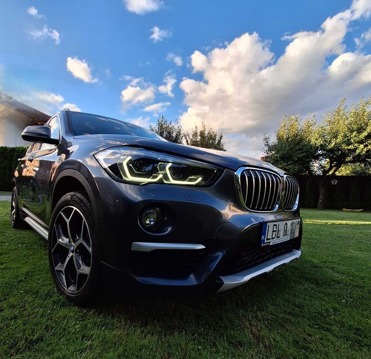 BMW iX1