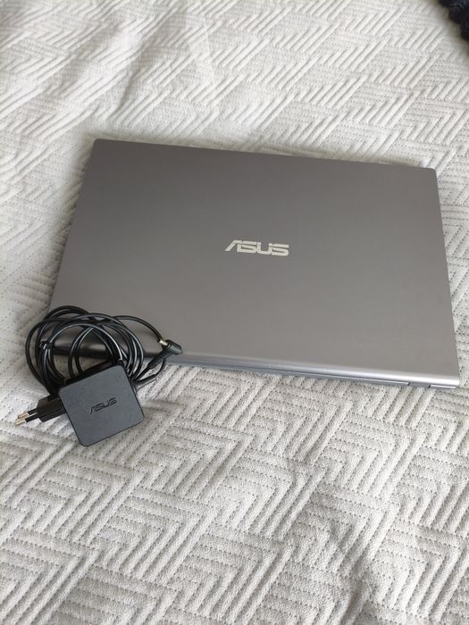Portátil ASUS F515EA i3 SSD | Como Novo