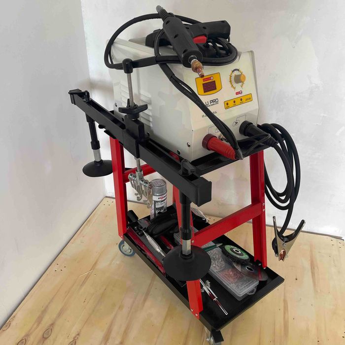 Тесла.Ауді Мерседес відновлення алюмінія рихтовка фарбування поліровка