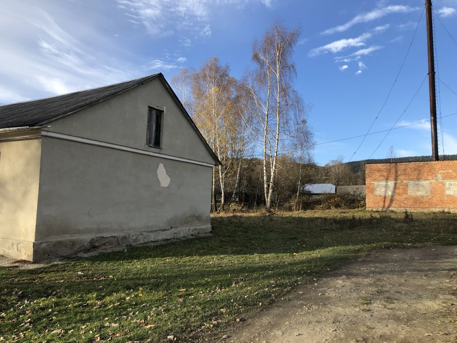 Продам комерційне привіщення 2 будівлі