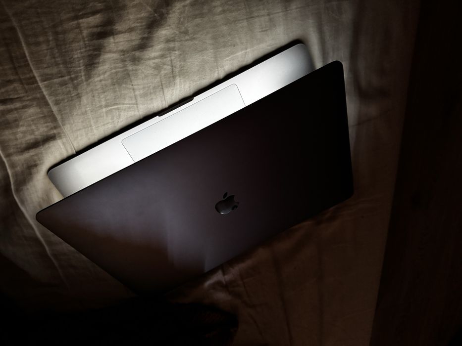 Macbook pro 16 A2041, troco por Imac M1