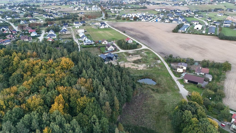 Działka budowlana 2000 m² - Więcej