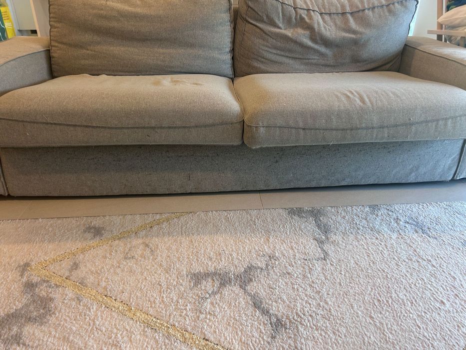 Sofa Kivik Ikea cinza