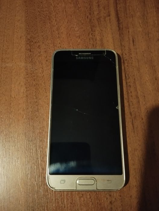 Самсунг Samsung J3
