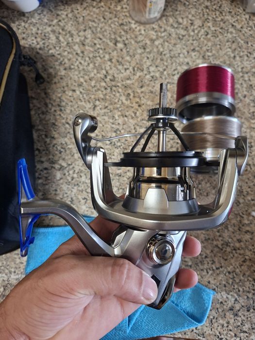 Oportunidade/Garantia/ Conjunto-Shimano 3500 xse competition/ Cana Cinnetic Sky Line xbr red  4.20m  225g