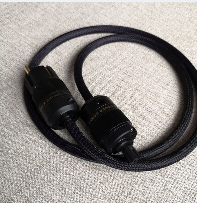 Kabel zasilający audio ÓSEMKA. Melodika 3x1.5mm dł 1.25m.