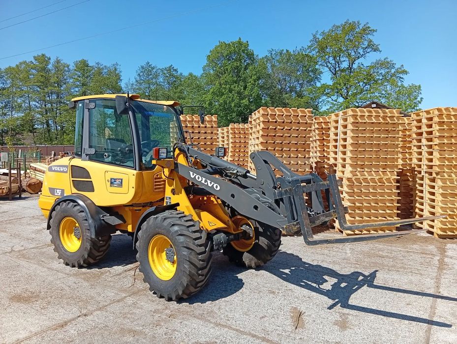 Volvo L25F  volvo L25F w stanie idealnym