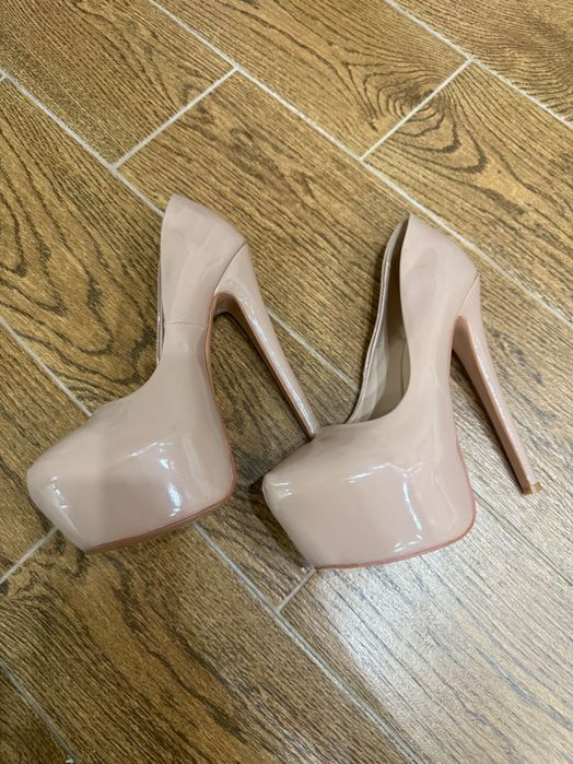 Лабутены Туфли Jummy Choo