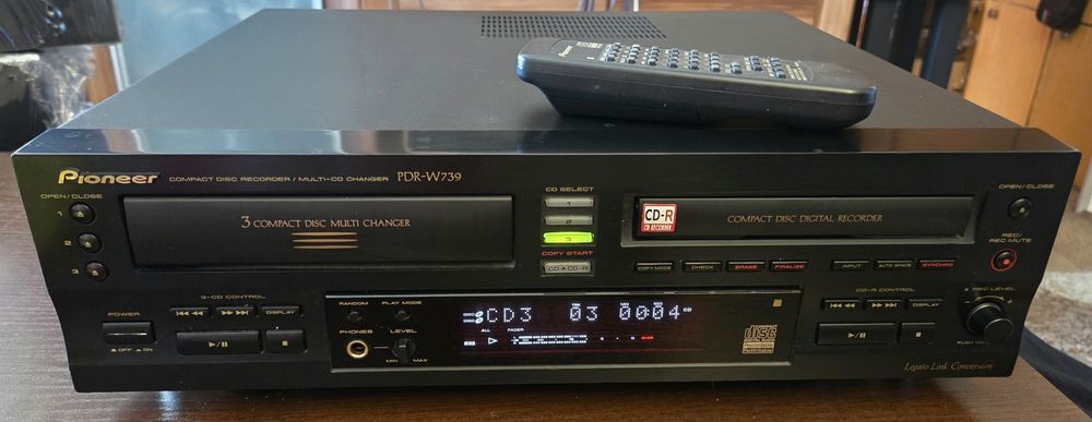 Nagrywarka Pioneer PDR W739 pllot