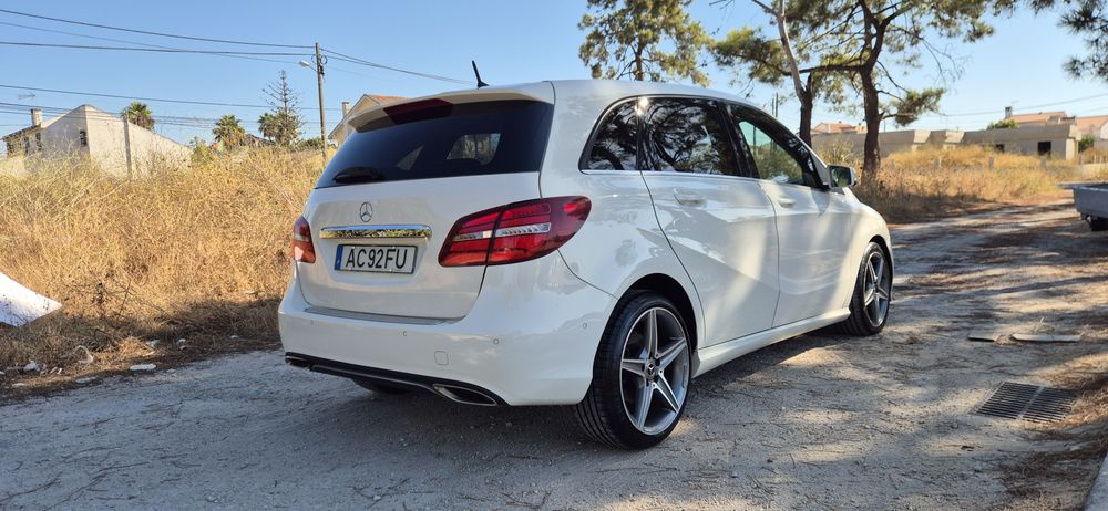 Mercedes B180CDi Urban 7G AUTOMÁTICO de 2016 — photo 4