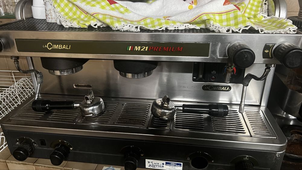 Maquina de cafe cimbali M21 premium