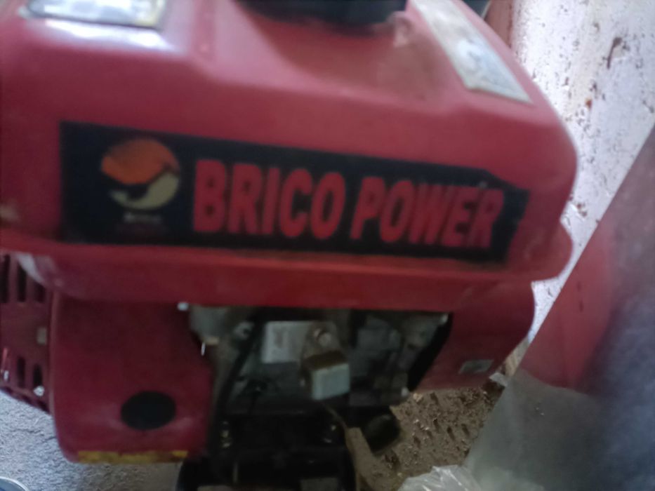 Motoenchada em estado novo