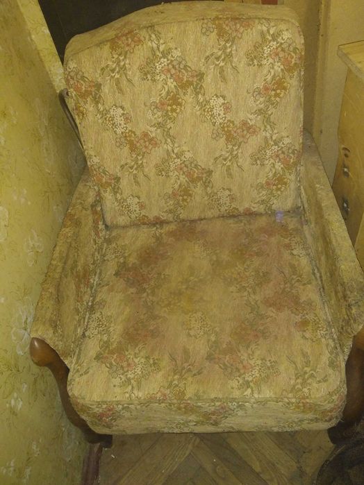Крісло під реставрацію ренесанс