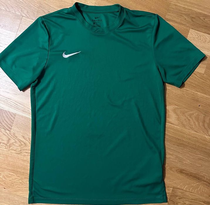 Футболка Nike DRI-FIT на підлітка 14-17 років